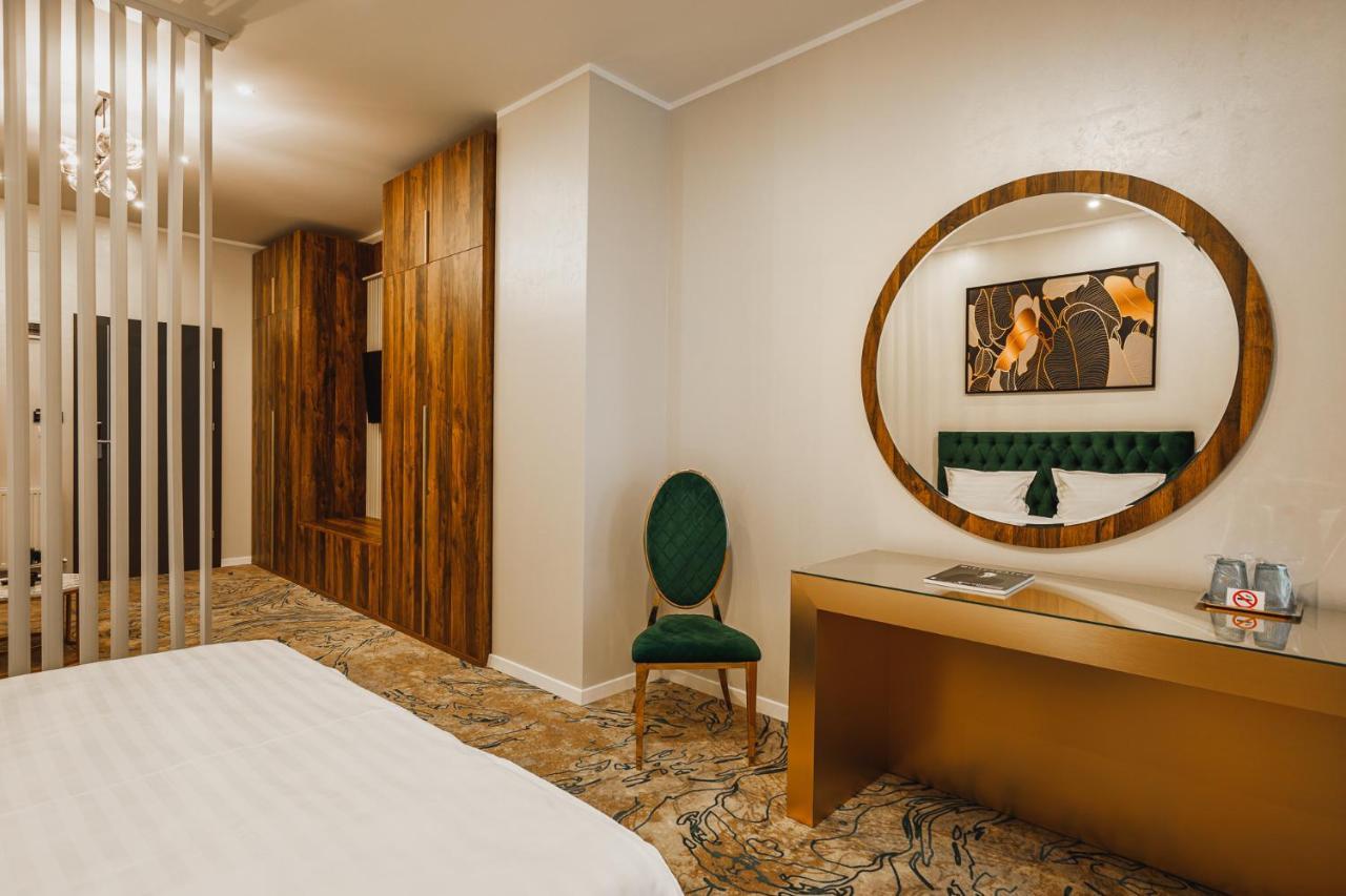 Motel Andra Tecuci Eksteriør bilde